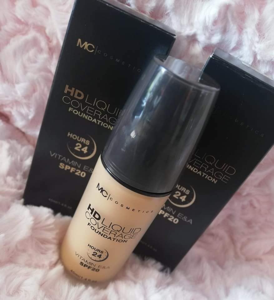 Base HD Liquid Coverage Foundation y BBCream HD Liquid